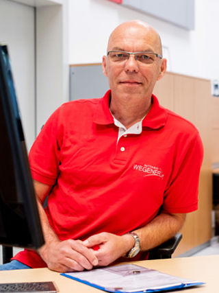 Jens Wulfert / Abteilung Service